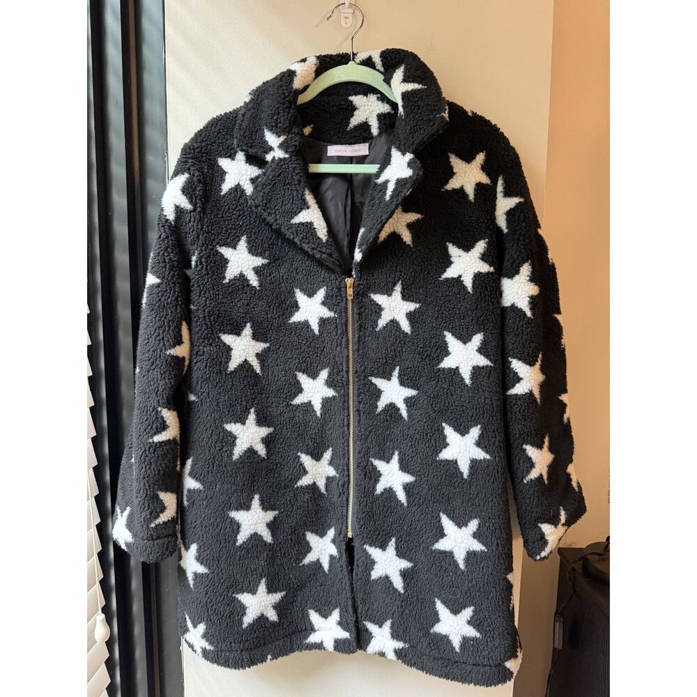 Upstyle Apparel Oversized Black and White Star Coat Small